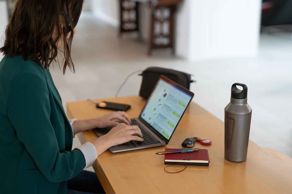 HOT &amp; COLD